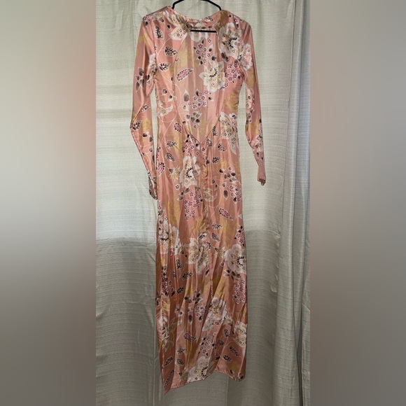 NWT SILK long sleeve formal dress pink floral print Open Back wedding guest - Picture 3 of 16